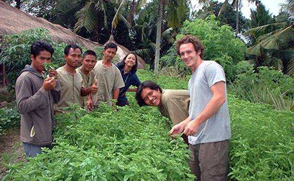 Ben Ripple of Big Tree Farms - Bali, Indonesia Ben Ripple and Big Tree Farms workers