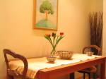 Entryway table at Bed and Breakfast Bio in Rome, Italy