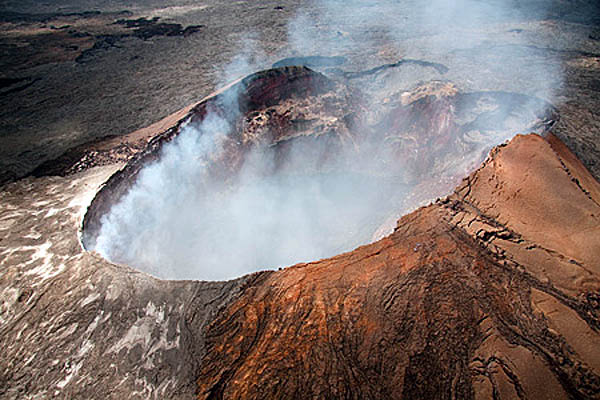 Crater rim of Kilauea volcano - Hawaii Volcanoes National Park, USA Crater rim of Kilauea volcano in Hawaii Volcanoes National Park, USA