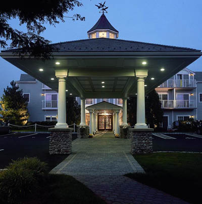 Entryway to luxury green Saybrook Point Inn in Old Saybrook, Connecticut, USA