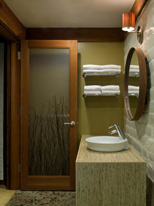 Bathroom at Glen Oak Big Sur in Big Sur, California USA