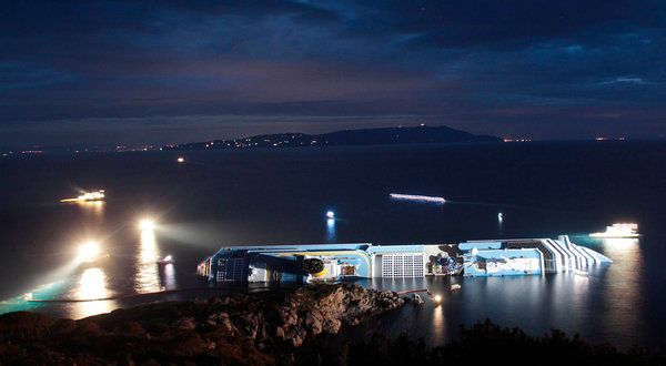 Costa Concordia. Photo: Gregorio Borgia, Associated Press